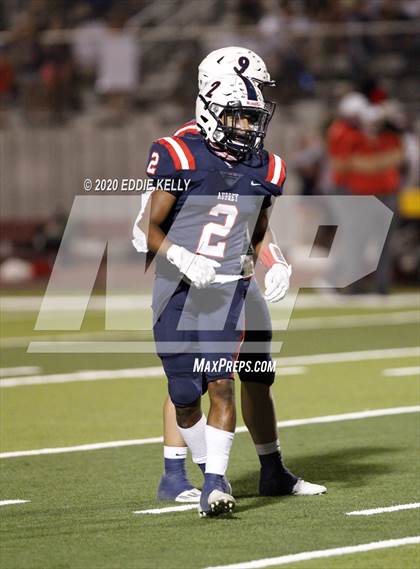 Thumbnail 1 in Terrell @ Aubrey photogallery.