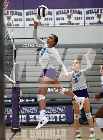 Thumbnail 2 in Cox Mill @ Ardrey Kell photogallery.