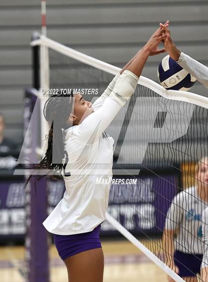 Thumbnail 2 in Cox Mill @ Ardrey Kell photogallery.