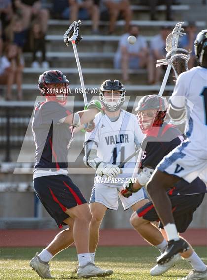 Thumbnail 3 in Valor Christian vs. Kent Denver (CHSAA 5A Semi-Final) photogallery.
