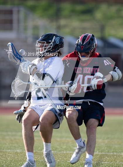 Thumbnail 3 in Valor Christian vs. Kent Denver (CHSAA 5A Semi-Final) photogallery.