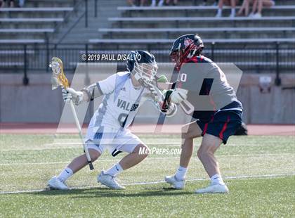 Thumbnail 2 in Valor Christian vs. Kent Denver (CHSAA 5A Semi-Final) photogallery.