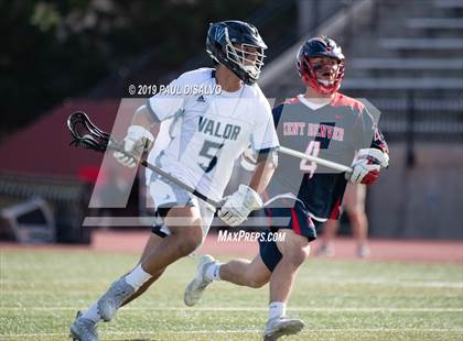 Thumbnail 2 in Valor Christian vs. Kent Denver (CHSAA 5A Semi-Final) photogallery.