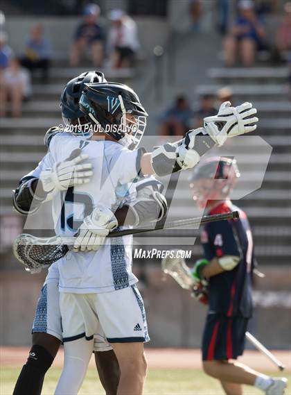 Thumbnail 2 in Valor Christian vs. Kent Denver (CHSAA 5A Semi-Final) photogallery.