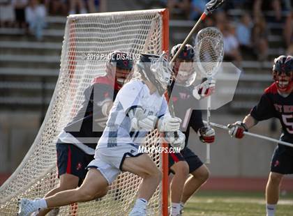 Thumbnail 3 in Valor Christian vs. Kent Denver (CHSAA 5A Semi-Final) photogallery.