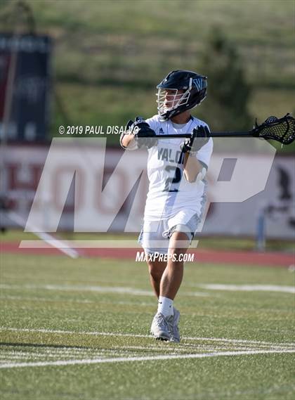 Thumbnail 2 in Valor Christian vs. Kent Denver (CHSAA 5A Semi-Final) photogallery.