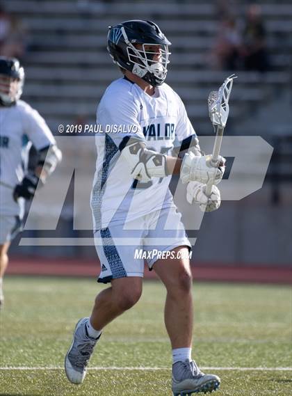 Thumbnail 1 in Valor Christian vs. Kent Denver (CHSAA 5A Semi-Final) photogallery.