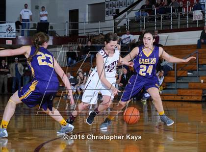 Thumbnail 3 in Civic Memorial vs. Benton (IHSA 3A Sectional Semifinal) photogallery.