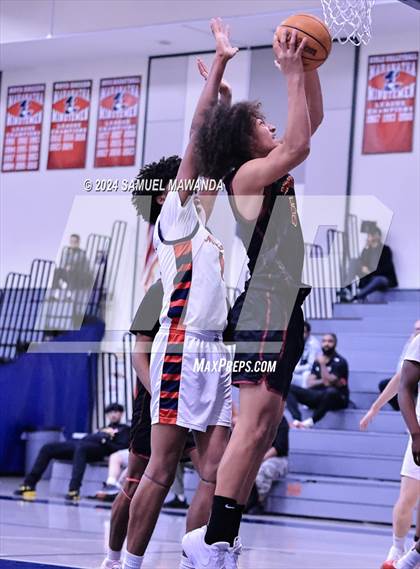 Thumbnail 2 in Maranatha vs Arcadia (Annual Rose City Roundball Classic) photogallery.