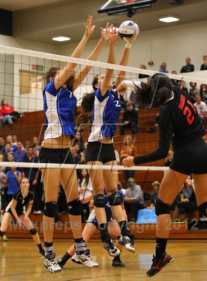 Thumbnail 3 in Hemet vs. Saddleback Valley Christian (CIF SS D4AA Final) photogallery.