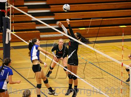 Thumbnail 3 in Hemet vs. Saddleback Valley Christian (CIF SS D4AA Final) photogallery.