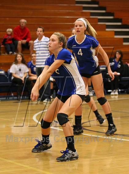 Thumbnail 2 in Hemet vs. Saddleback Valley Christian (CIF SS D4AA Final) photogallery.