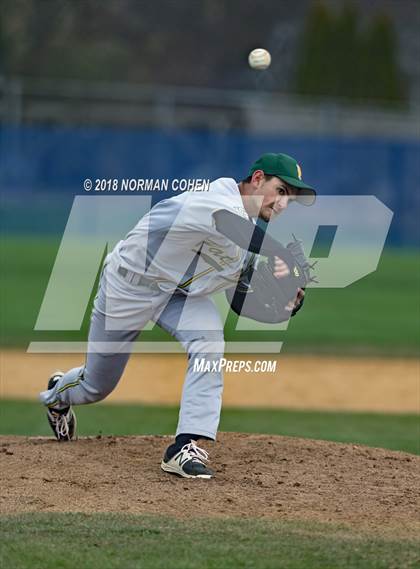 Thumbnail 2 in Buffalo Grove vs. Stevenson photogallery.