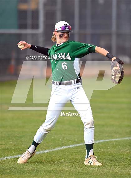 Thumbnail 2 in Petaluma vs. Sonoma Valley (NCS VVAL Tournament) photogallery.