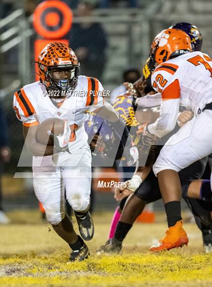 Thumbnail 3 in South View @ Jack Britt photogallery.