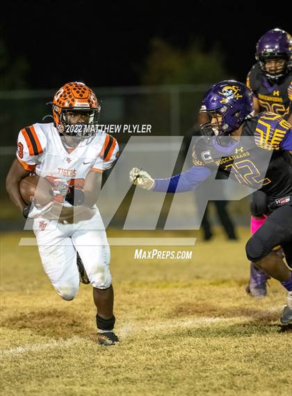 Thumbnail 3 in South View @ Jack Britt photogallery.