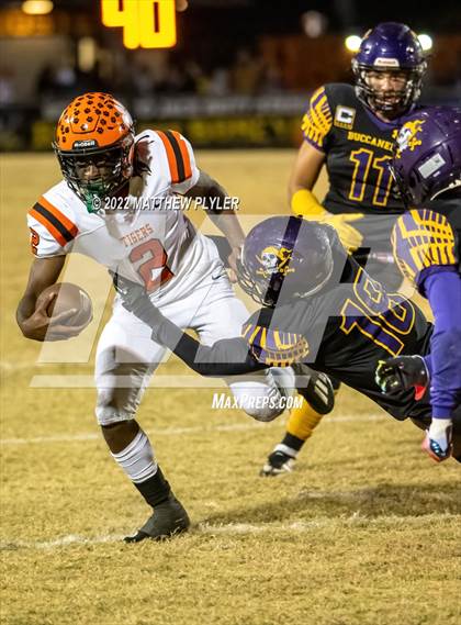 Thumbnail 1 in South View @ Jack Britt photogallery.