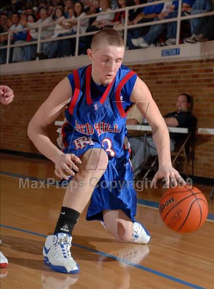Thumbnail 1 in Red Hill vs. Woodlawn (IHSA Class 1A Sectional Championship) photogallery.