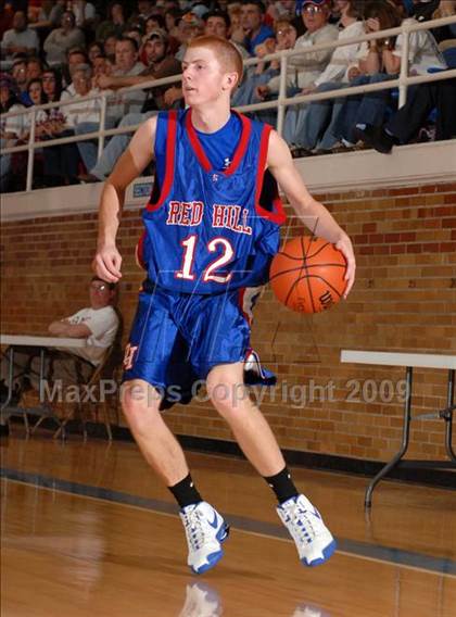 Thumbnail 1 in Red Hill vs. Woodlawn (IHSA Class 1A Sectional Championship) photogallery.