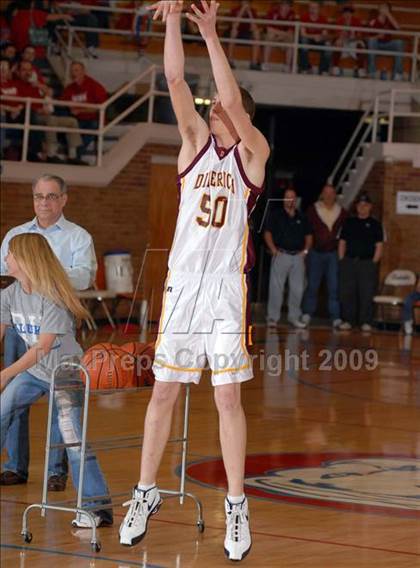 Thumbnail 1 in Red Hill vs. Woodlawn (IHSA Class 1A Sectional Championship) photogallery.