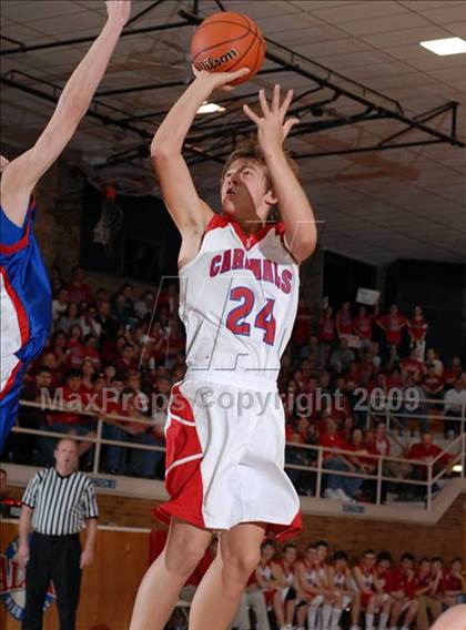 Thumbnail 1 in Red Hill vs. Woodlawn (IHSA Class 1A Sectional Championship) photogallery.