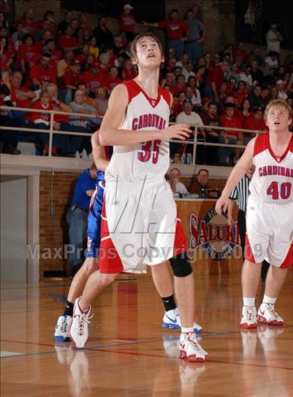Thumbnail 3 in Red Hill vs. Woodlawn (IHSA Class 1A Sectional Championship) photogallery.