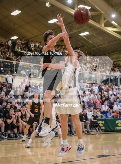 Thumbnail 3 in Middleton vs. Bishop Kelly photogallery.