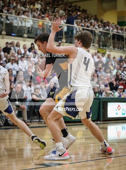Thumbnail 3 in Middleton vs. Bishop Kelly photogallery.