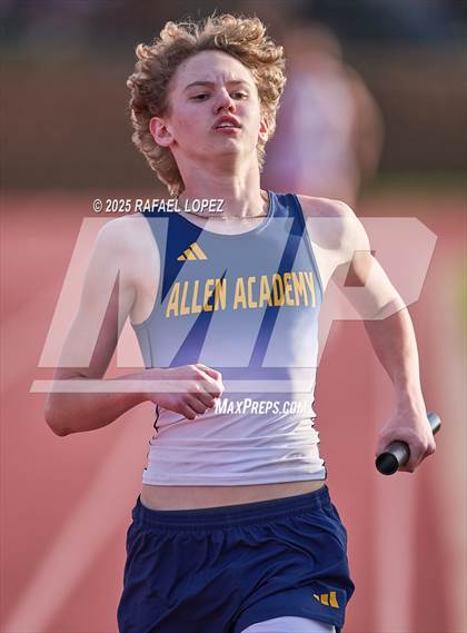 Thumbnail 1 in Rosehill Eagle Relays (4x400M)  photogallery.
