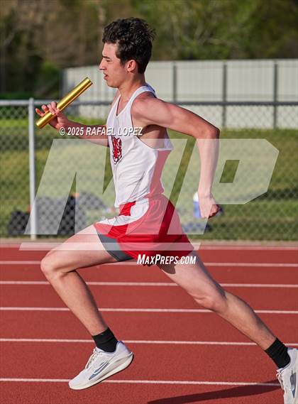 Thumbnail 1 in Rosehill Eagle Relays (4x400M)  photogallery.