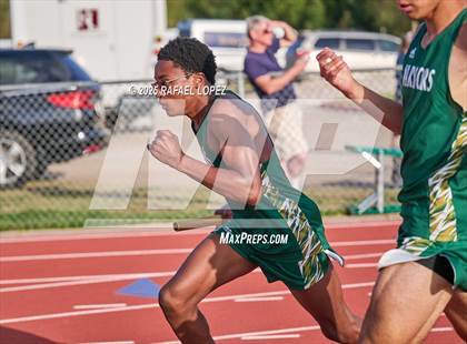 Thumbnail 2 in Rosehill Eagle Relays (4x400M)  photogallery.