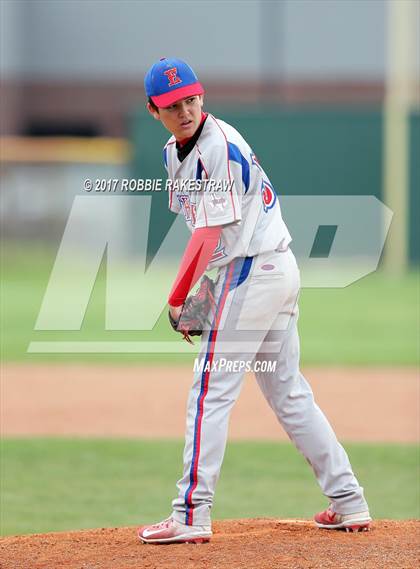 Thumbnail 2 in Elkhart vs Edgewood (Edgewood Tournament) photogallery.