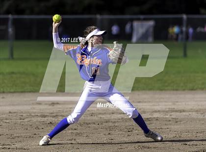 Thumbnail 2 in Graham-Kapowsin @ Spanaway Lake photogallery.