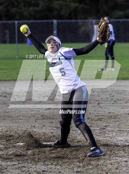 Thumbnail 3 in Graham-Kapowsin @ Spanaway Lake photogallery.