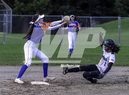 Thumbnail 2 in Graham-Kapowsin @ Spanaway Lake photogallery.