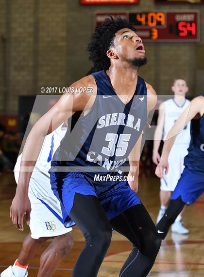 Thumbnail 2 in Sierra Canyon vs. Bishop Gorman (Nike Extravaganza) photogallery.