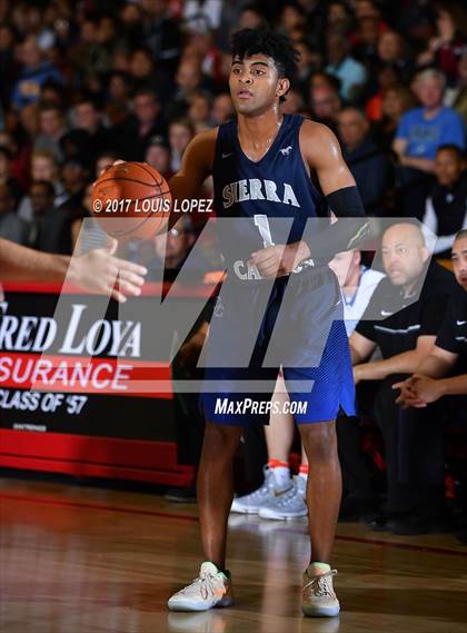 Thumbnail 1 in Sierra Canyon vs. Bishop Gorman (Nike Extravaganza) photogallery.