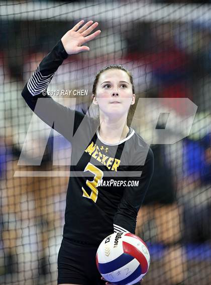Thumbnail 1 in Meeker vs. Limon (CHSAA 2A State Playoff) photogallery.
