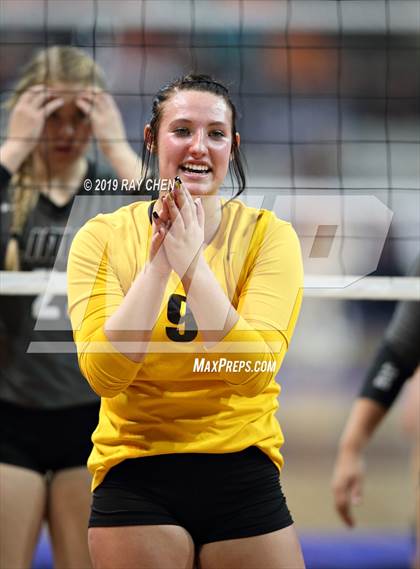 Thumbnail 2 in Meeker vs. Limon (CHSAA 2A State Playoff) photogallery.