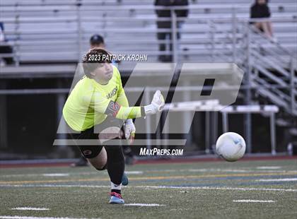 Thumbnail 2 in Lindbergh @ Sammamish photogallery.