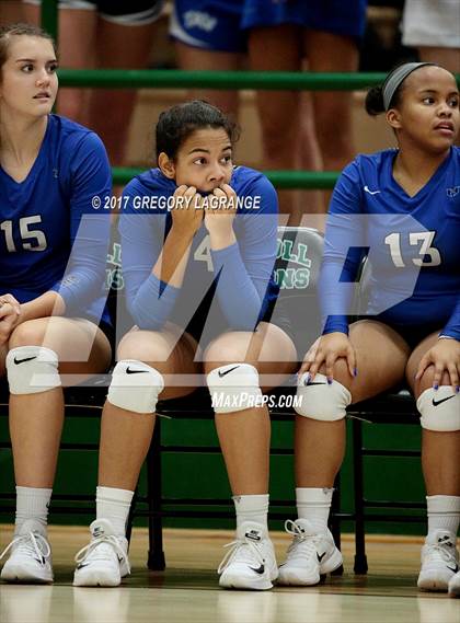 Thumbnail 1 in Hebron vs Carroll photogallery.