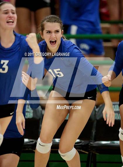 Thumbnail 2 in Hebron vs Carroll photogallery.