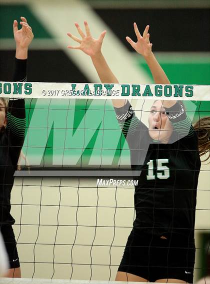 Thumbnail 1 in Hebron vs Carroll photogallery.