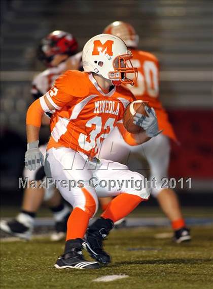 Thumbnail 3 in Mineola vs. Maypearl (2A Division 1 Region 2 Area Playoffs) photogallery.