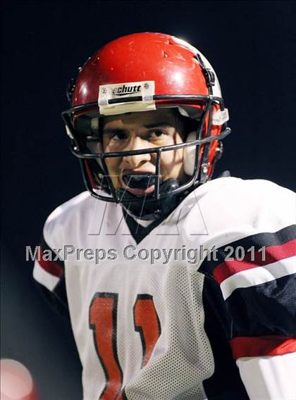 Thumbnail 3 in Mineola vs. Maypearl (2A Division 1 Region 2 Area Playoffs) photogallery.