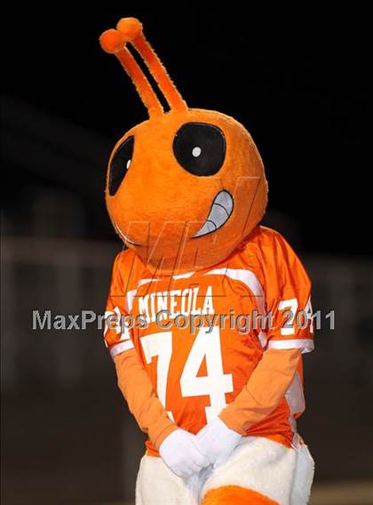 Thumbnail 3 in Mineola vs. Maypearl (2A Division 1 Region 2 Area Playoffs) photogallery.