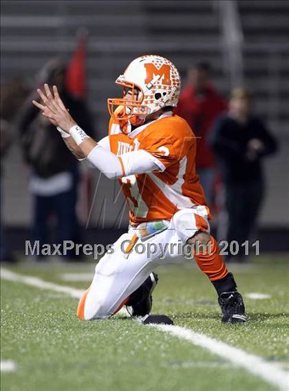 Thumbnail 3 in Mineola vs. Maypearl (2A Division 1 Region 2 Area Playoffs) photogallery.