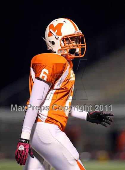 Thumbnail 3 in Mineola vs. Maypearl (2A Division 1 Region 2 Area Playoffs) photogallery.