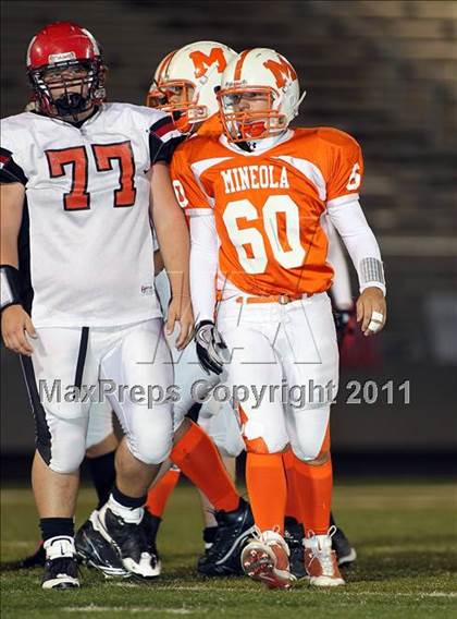 Thumbnail 3 in Mineola vs. Maypearl (2A Division 1 Region 2 Area Playoffs) photogallery.