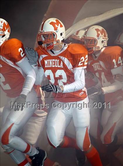 Thumbnail 2 in Mineola vs. Maypearl (2A Division 1 Region 2 Area Playoffs) photogallery.